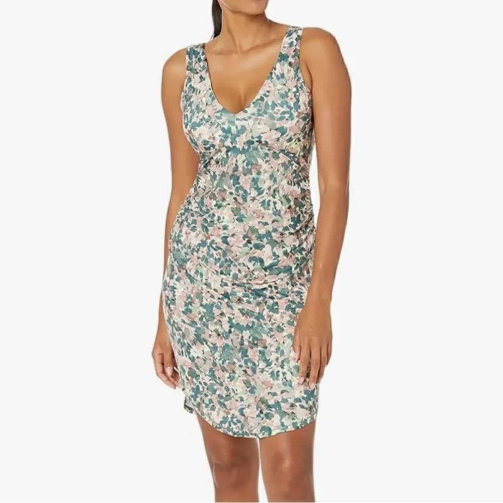 Prana Pearl Isla Green Pink Fitted Stretch Athleisure Dress in White Garden